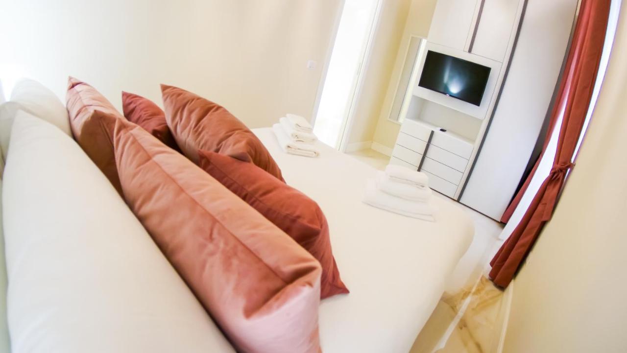 Residenza Rosa Lejlighed Rom Eksteriør billede